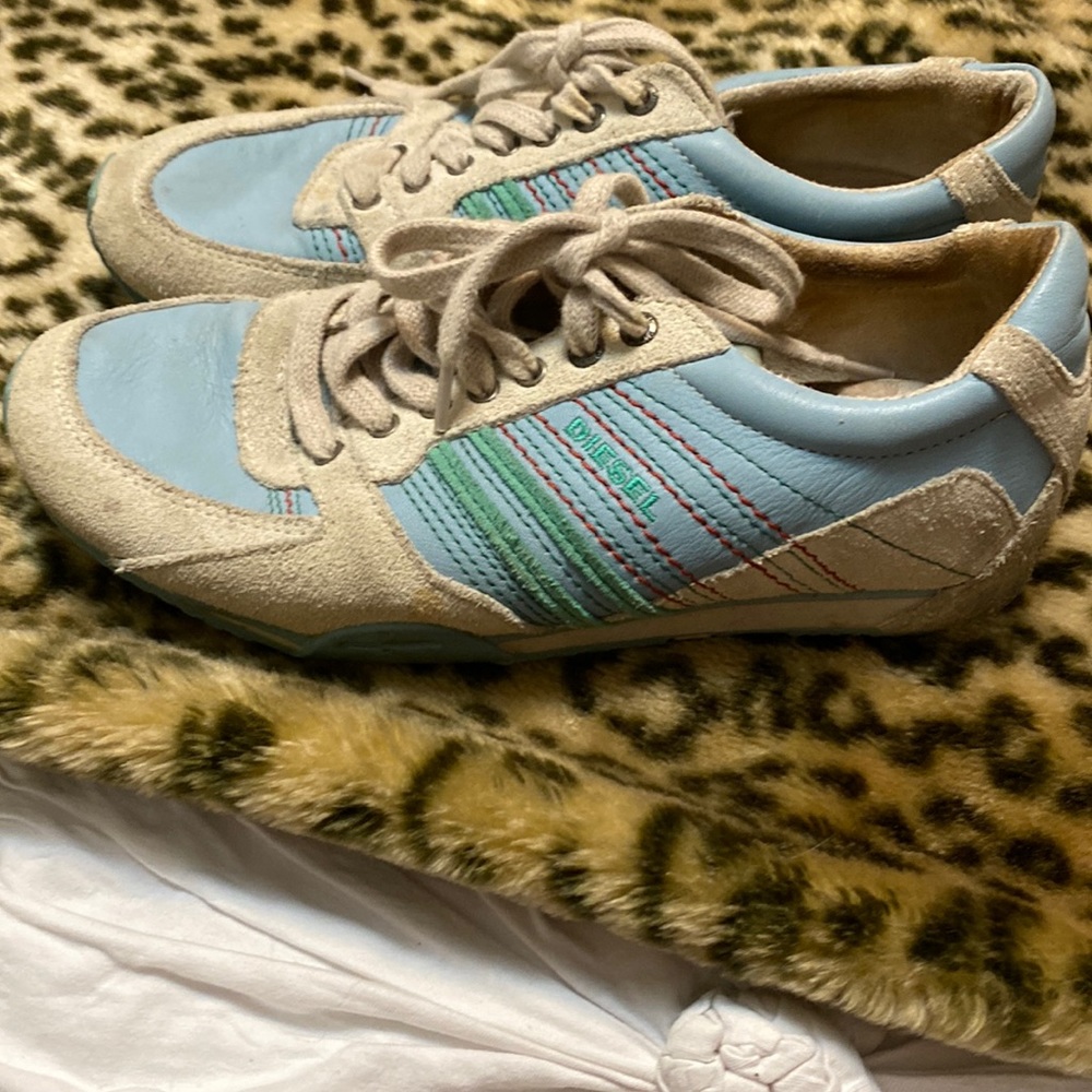 Diesel tennies. Size 7.